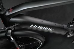 Haibike Trekking 6 Hommes - Matte Black Red Reflex 15 Haibike Trekking 6 Hommes - Matte Black Red Reflex -VTTs électriques Soldes Haibike MY22 Detail Battery Trekking 6 HIGH black