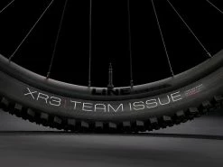 Powerfly 7 Dark Prismatic/Trek Black 23 Powerfly 7 Dark Prismatic/Trek Black -VTTs électriques Soldes Powerfly7 22 35403 A Alt7