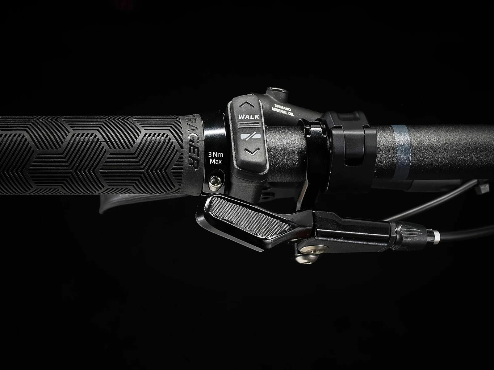 Trek Fuel EXe 9.5 Matte Dnister Black 7 Trek Fuel EXe 9.5 Matte Dnister Black – Image 5