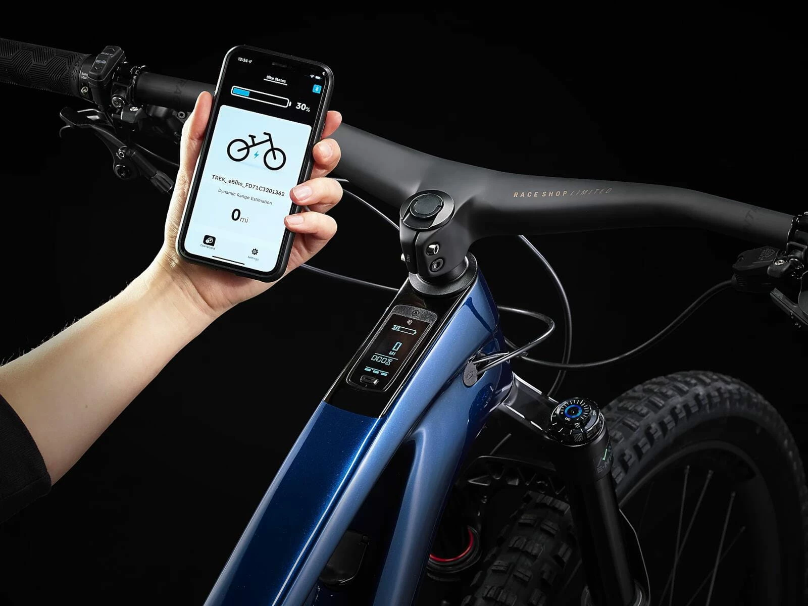 Trek Fuel EXe 9.8 GX AXS Mulsanne Blue 13 Trek Fuel EXe 9.8 GX AXS Mulsanne Blue – Image 11