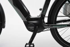 Winora Sinus R8 Cadre Bas - Noir Onyx -VTTs électriques Soldes Winora MY21 Detail Motor Sinus R8 Monotube